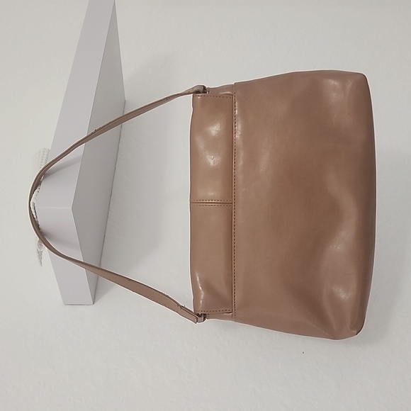 EWM Women's Small Tan Colored  Shoulder Bag - Picture 2 of 11